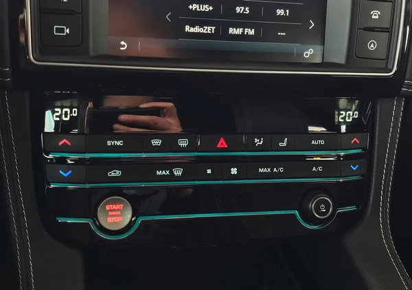 Jaguar F-Pace cena 149900 przebieg: 35000, rok produkcji 2017 z Szepietowo małe 562